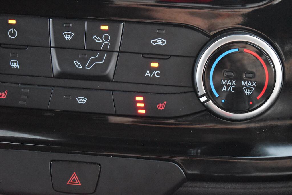 Ford Transit Custom view 17