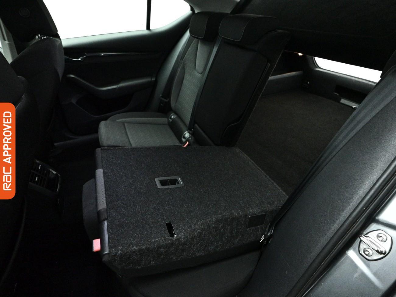 Skoda Octavia view 24