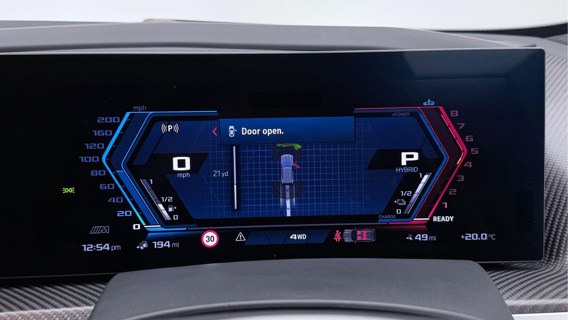 BMW XM view 9