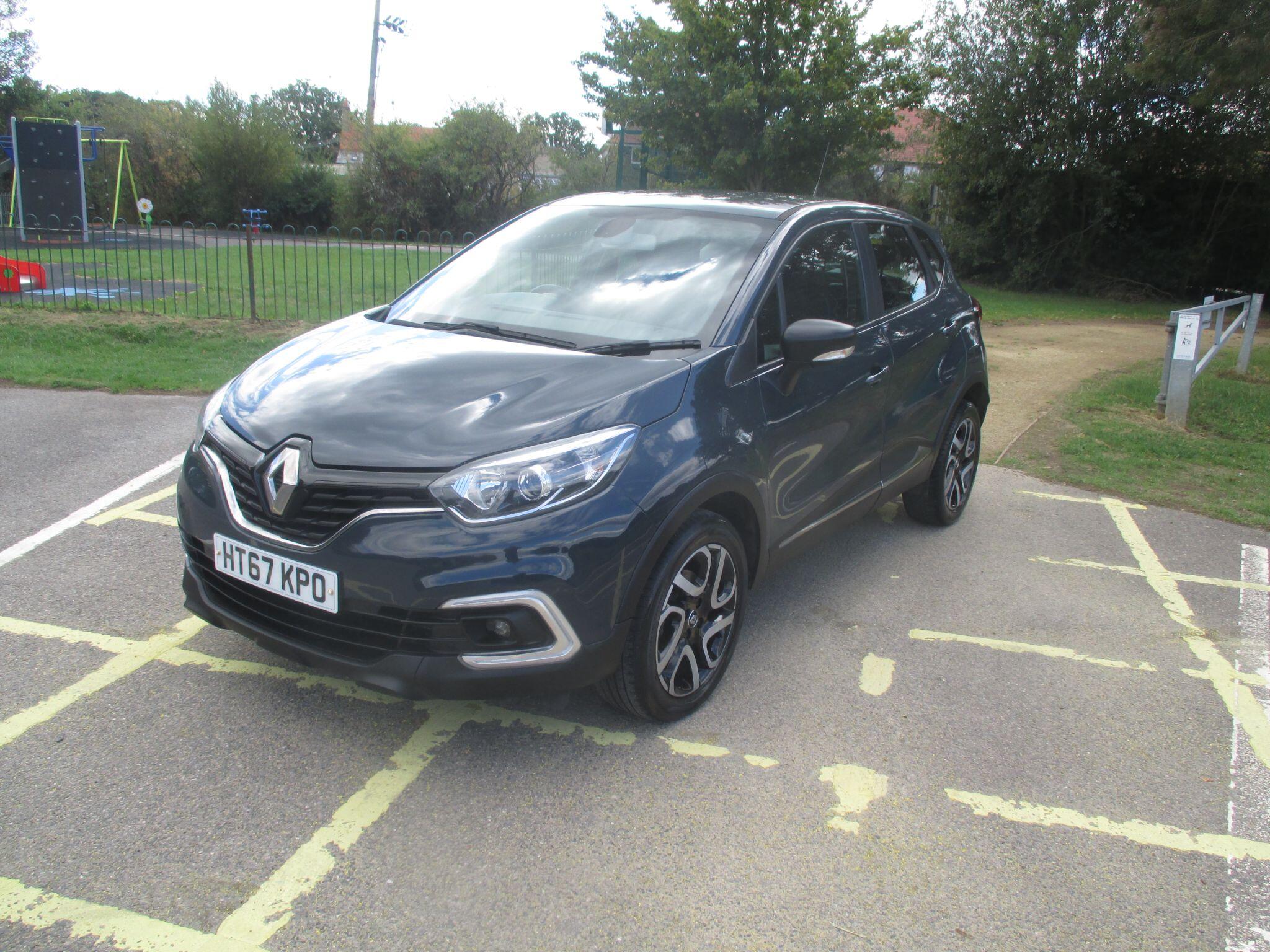 Renault Captur view 24