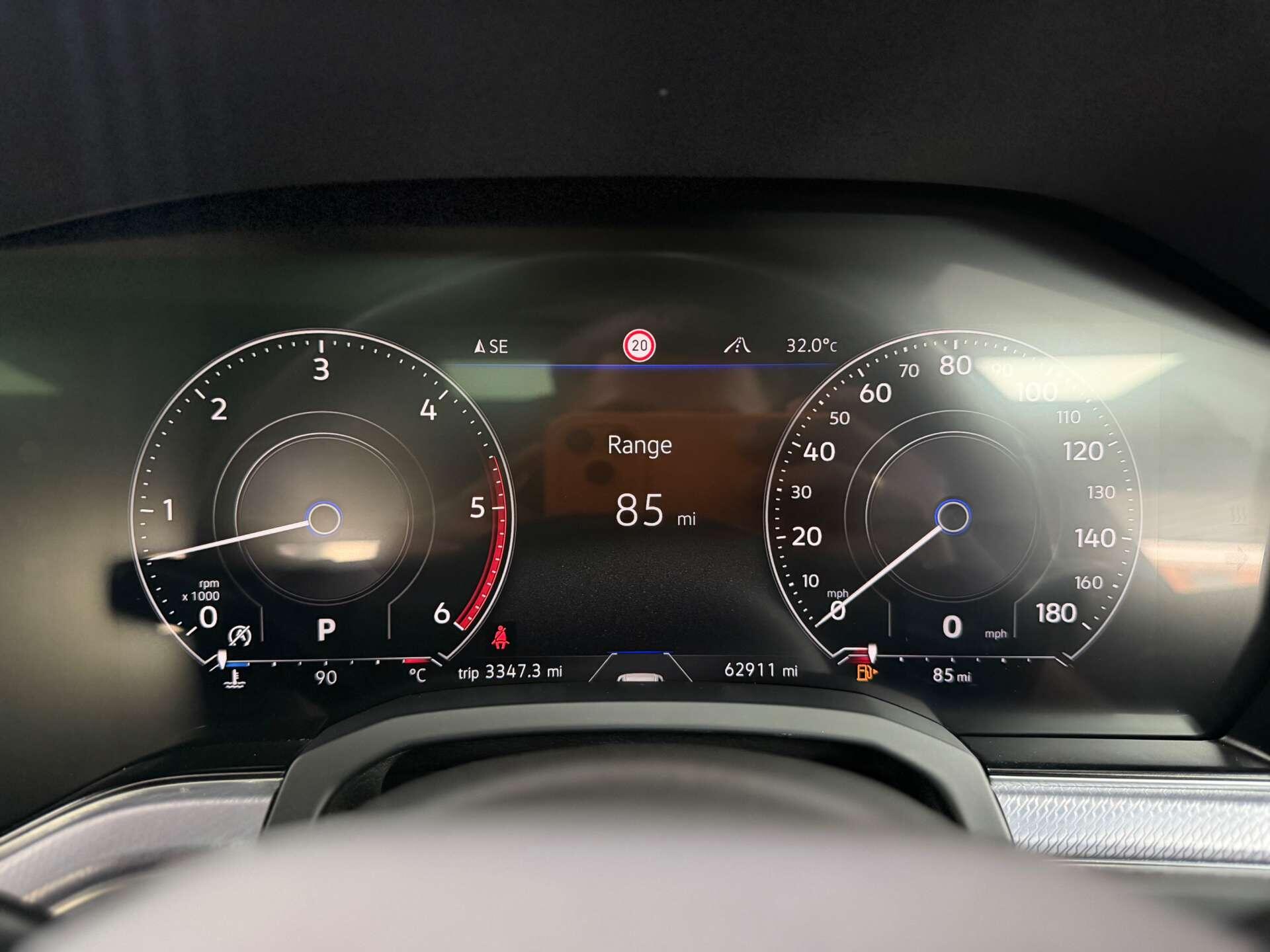 Volkswagen Touareg view 36