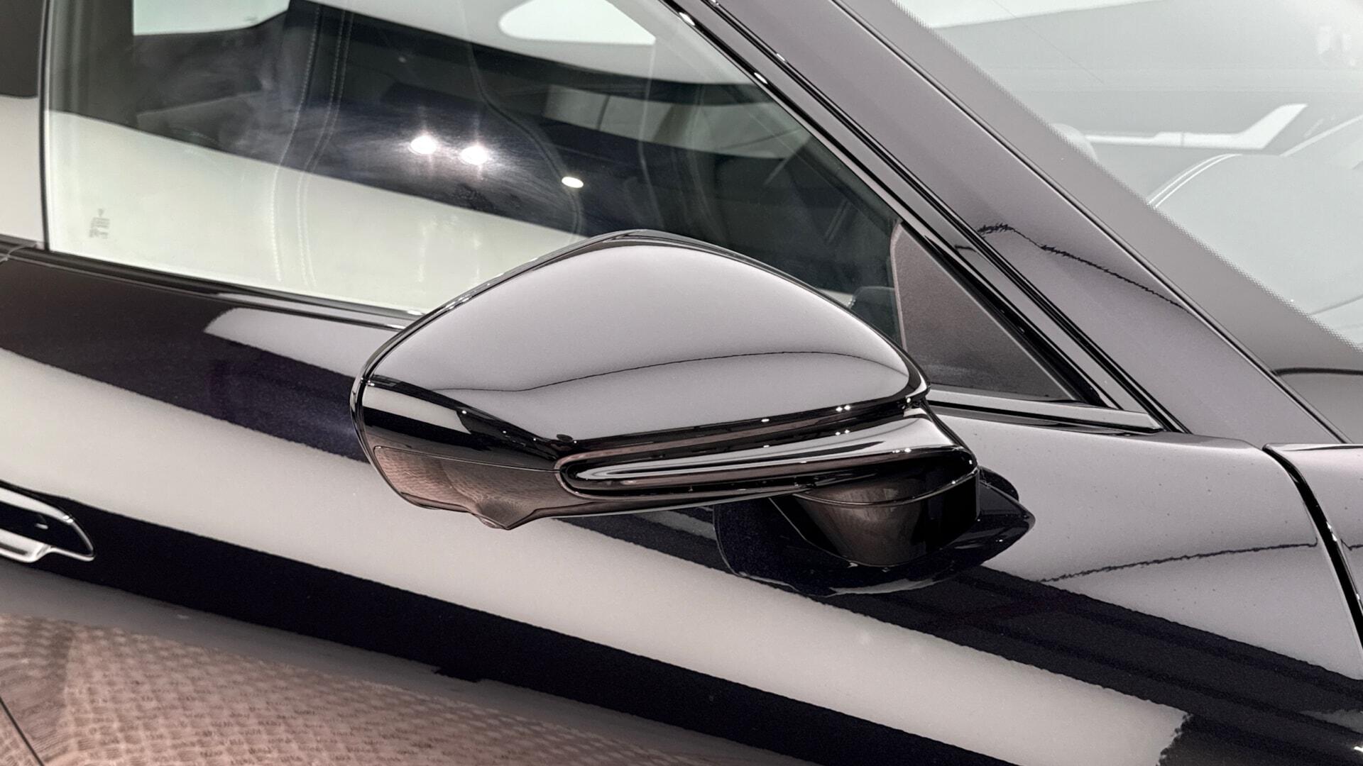 Porsche 911 view 22