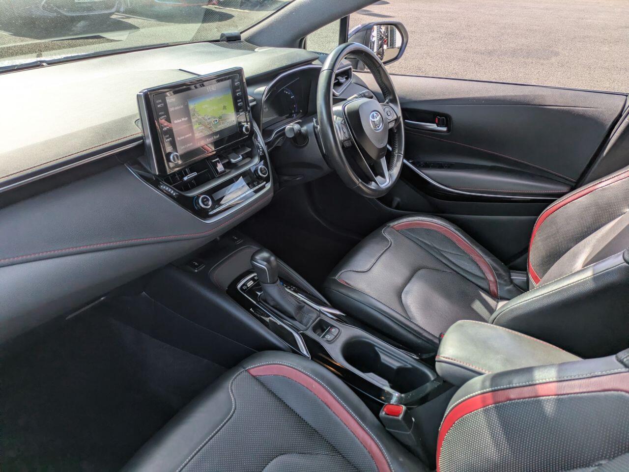 Toyota Corolla view 7
