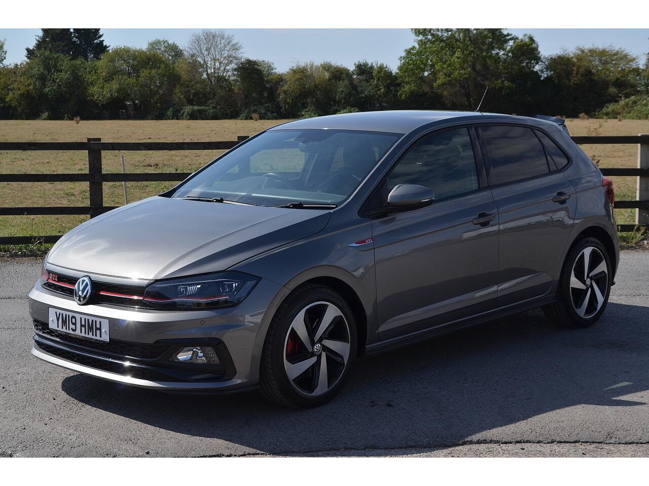Volkswagen Polo view 5