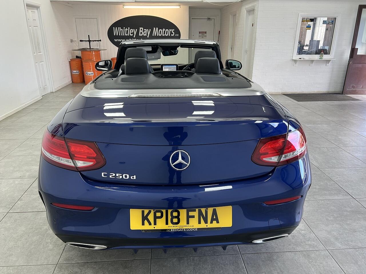 Mercedes-Benz C-Class view 4