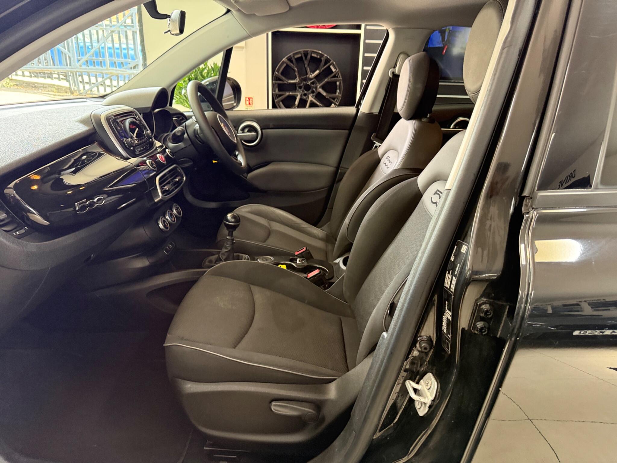 Fiat 500X view 3