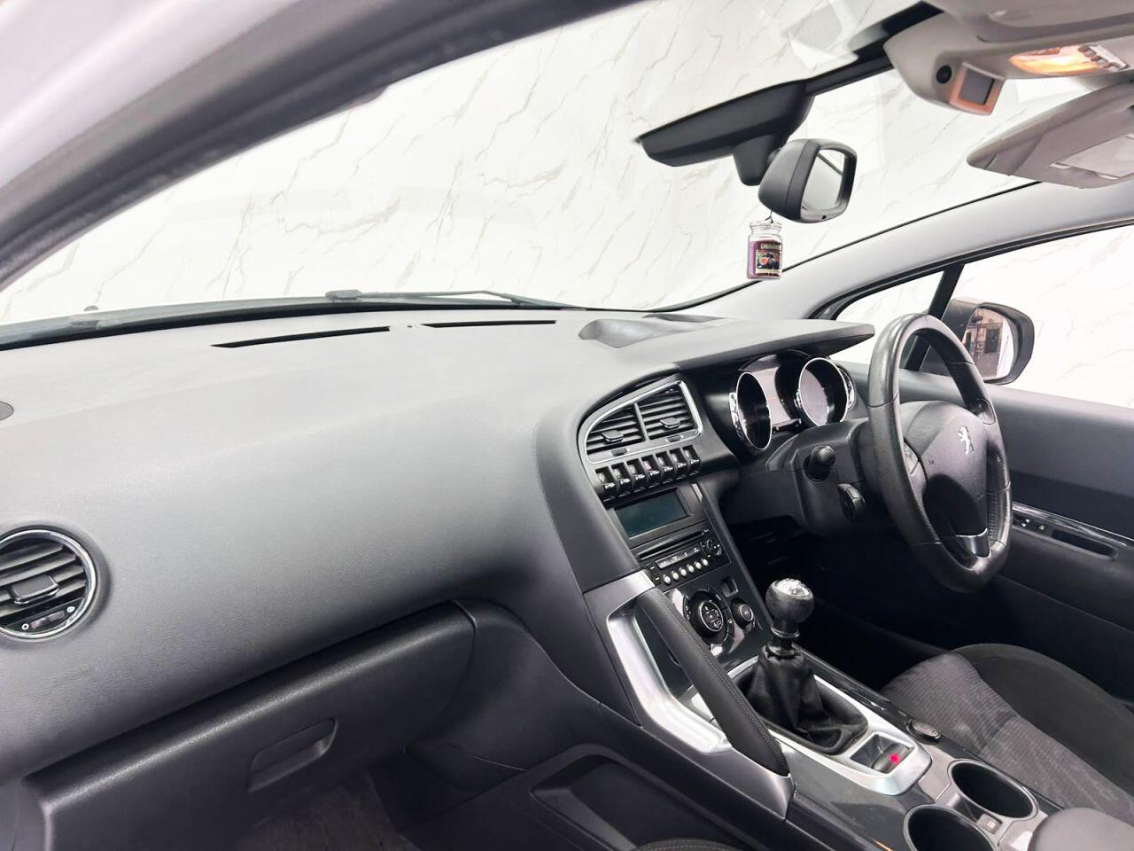 Peugeot 3008 view 14