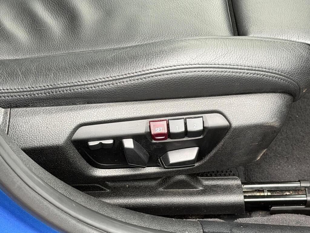 BMW 3 Series view 48