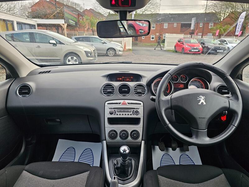 2011 Peugeot 308 CC 1.6 e-HDi Access Euro 5 (s/s) 2dr • 74,000 miles image 15