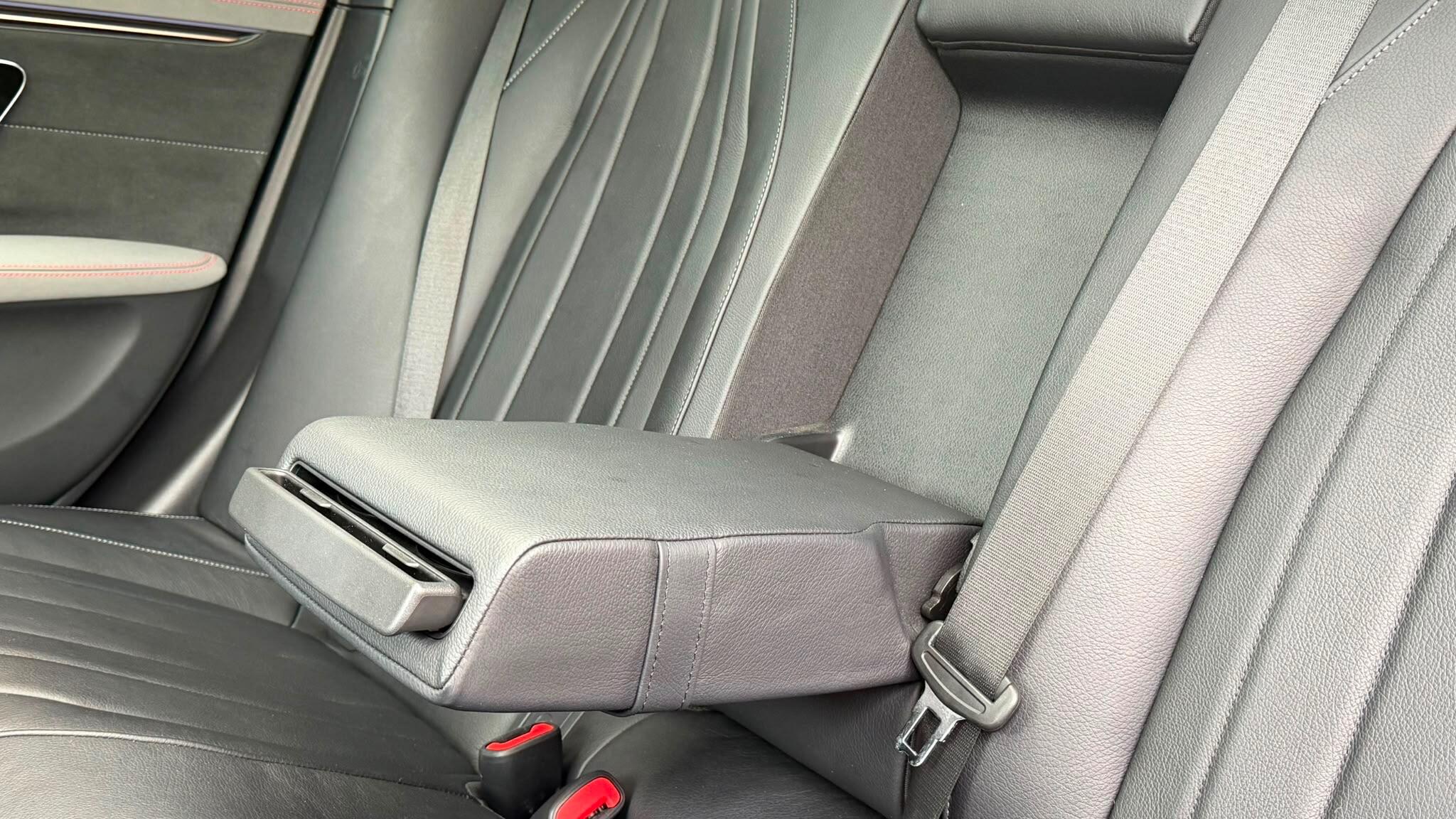 Mercedes-Benz 450 view 40