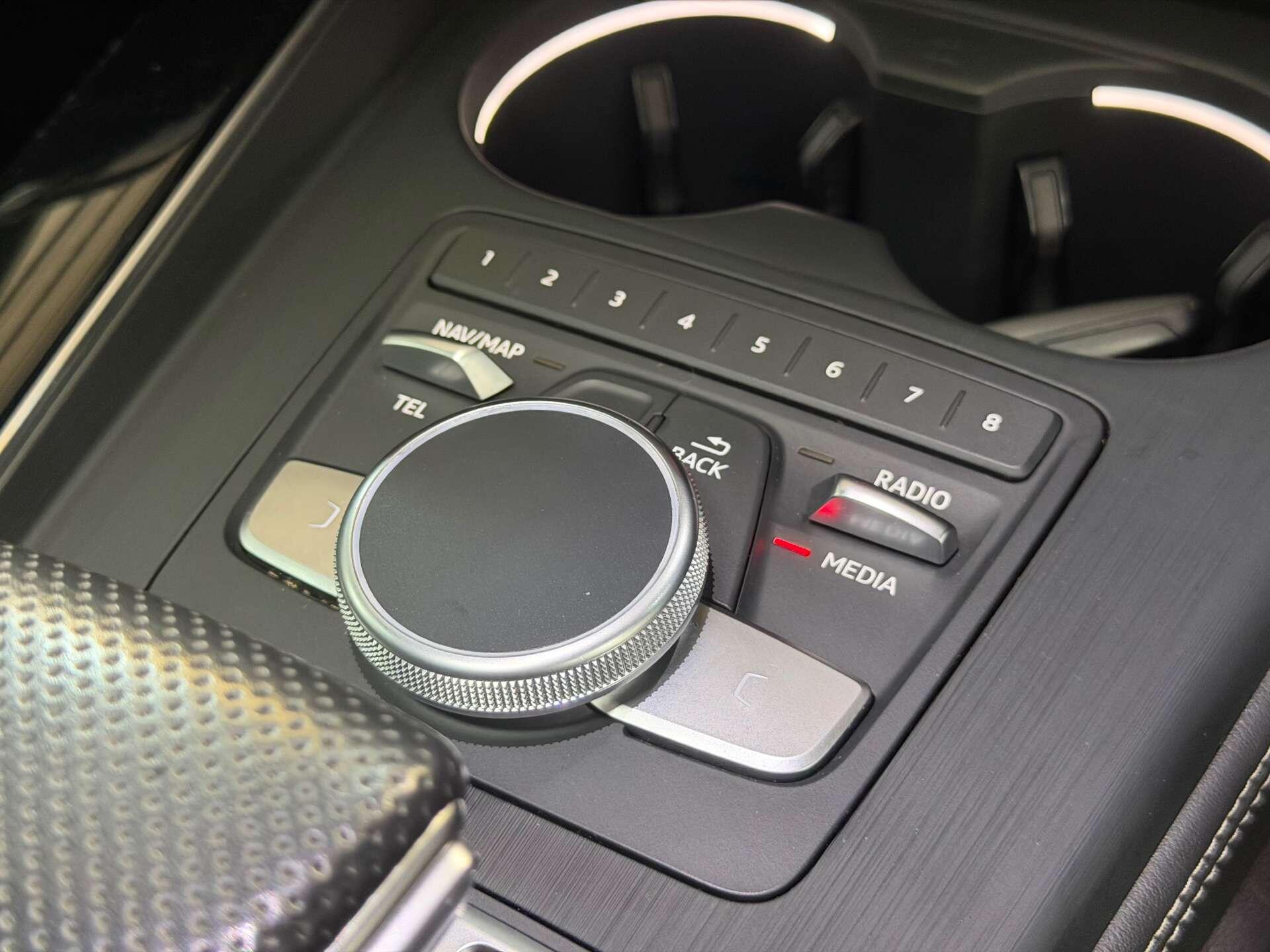Audi RS4 view 50