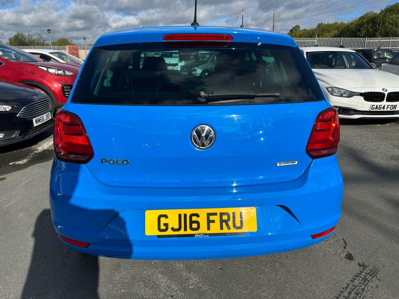 Volkswagen Polo view 23
