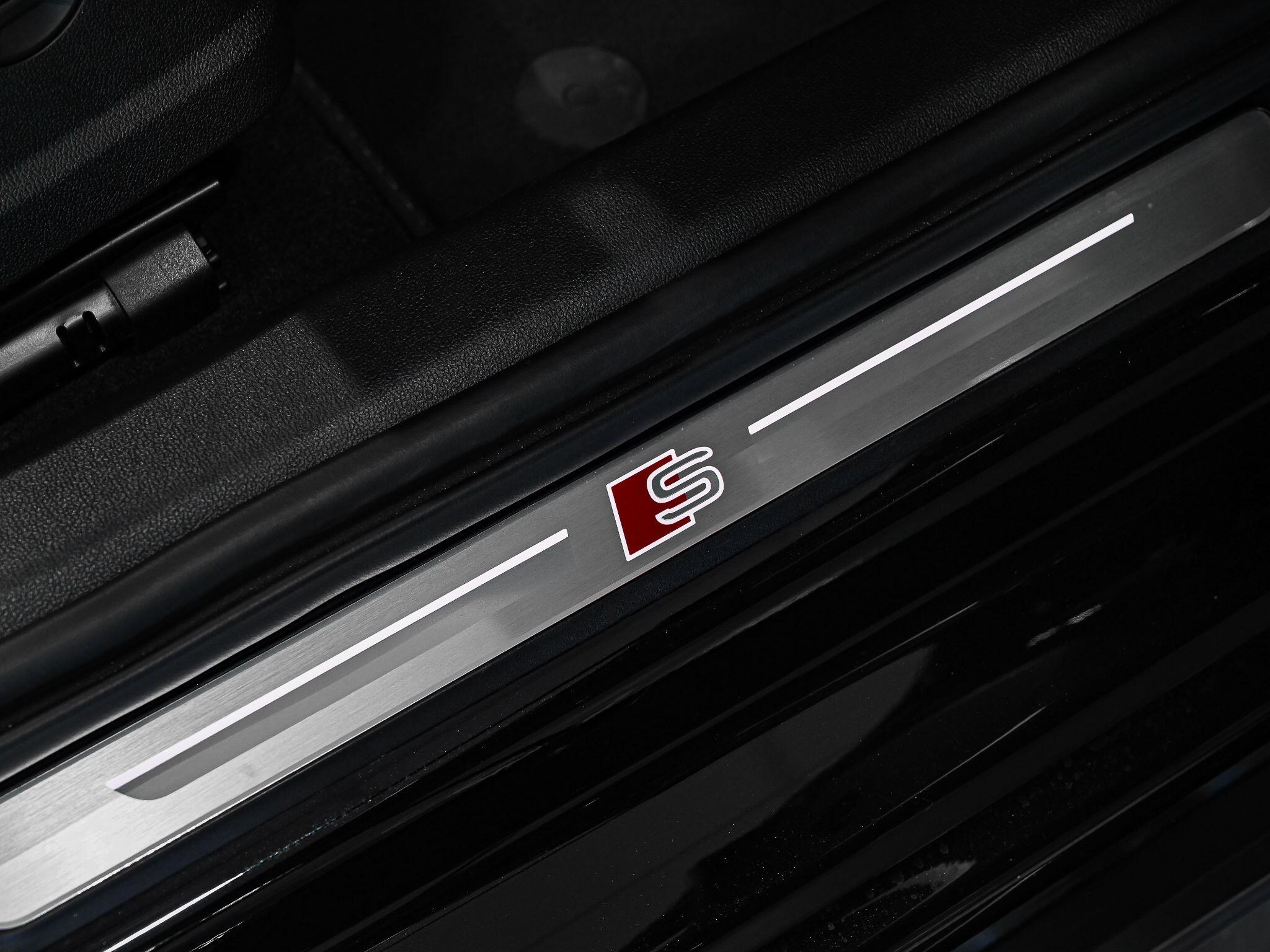 Audi S3 view 30