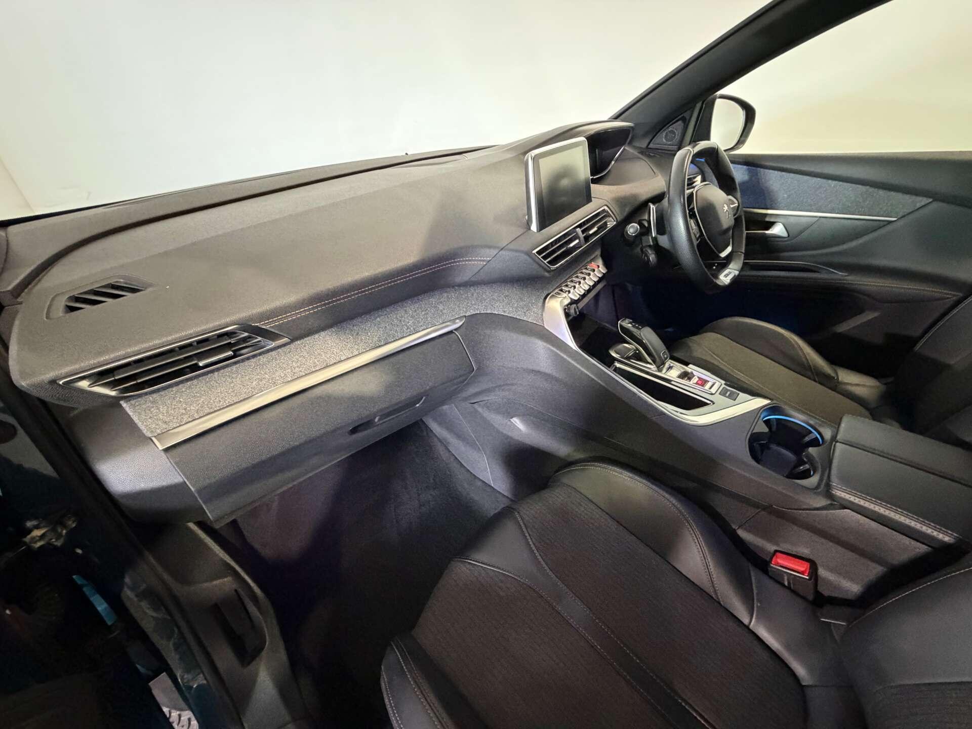 Peugeot 5008 view 73