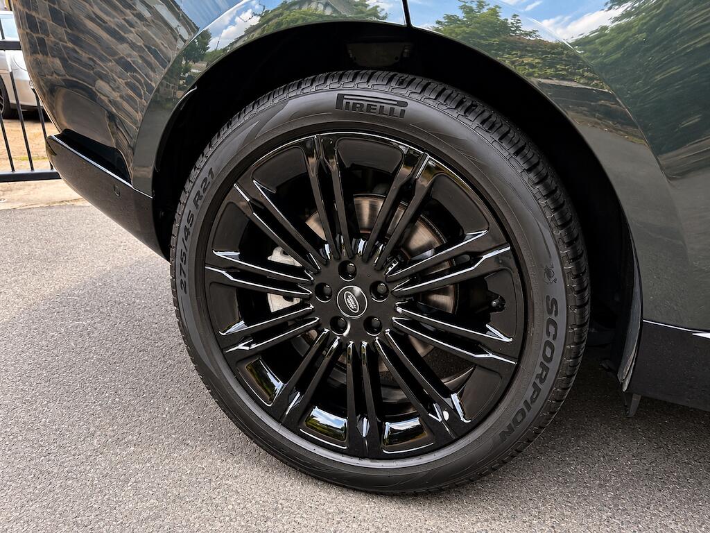 Land Rover Range Rover view 17
