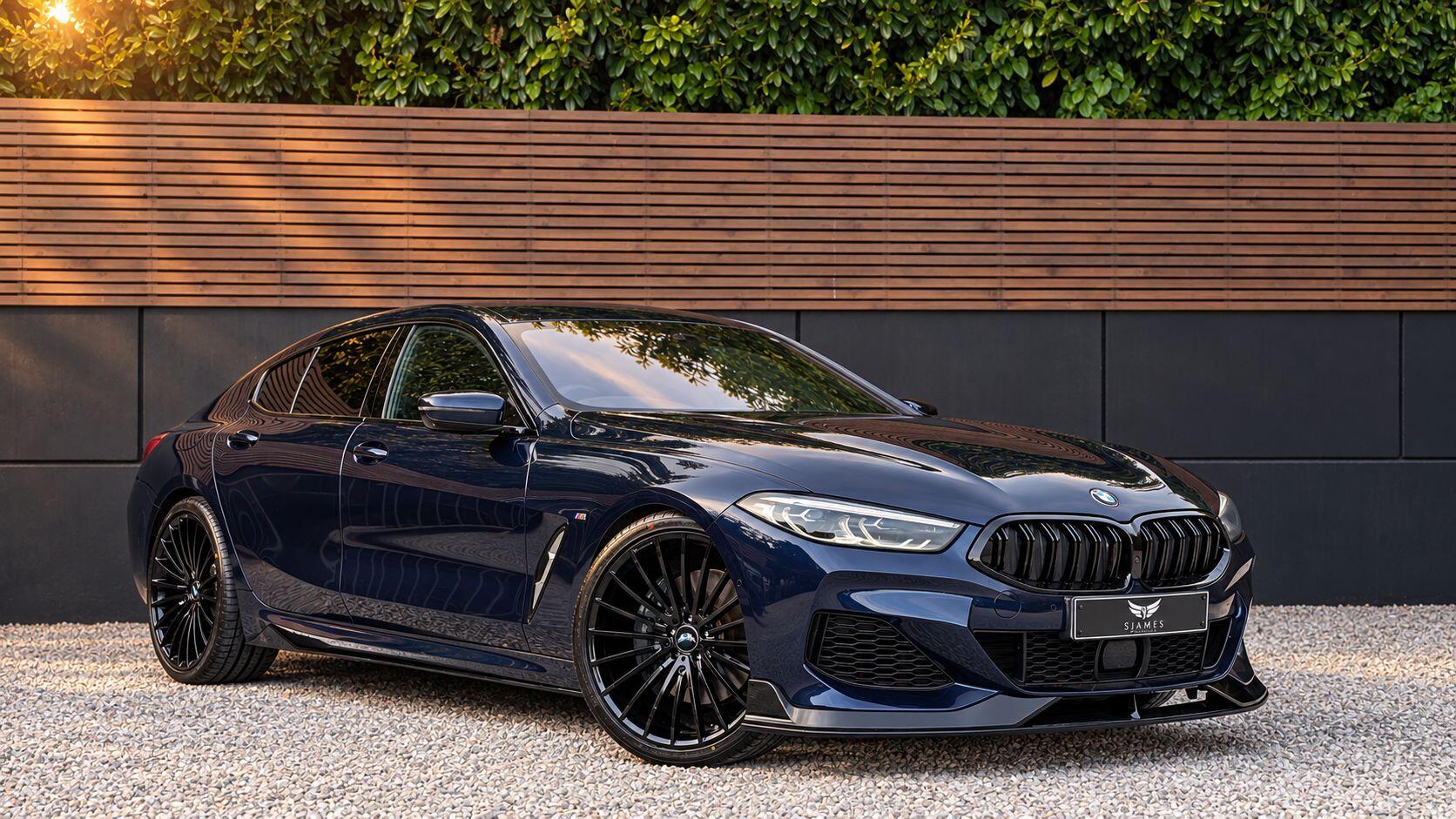 BMW 8 Series view 3