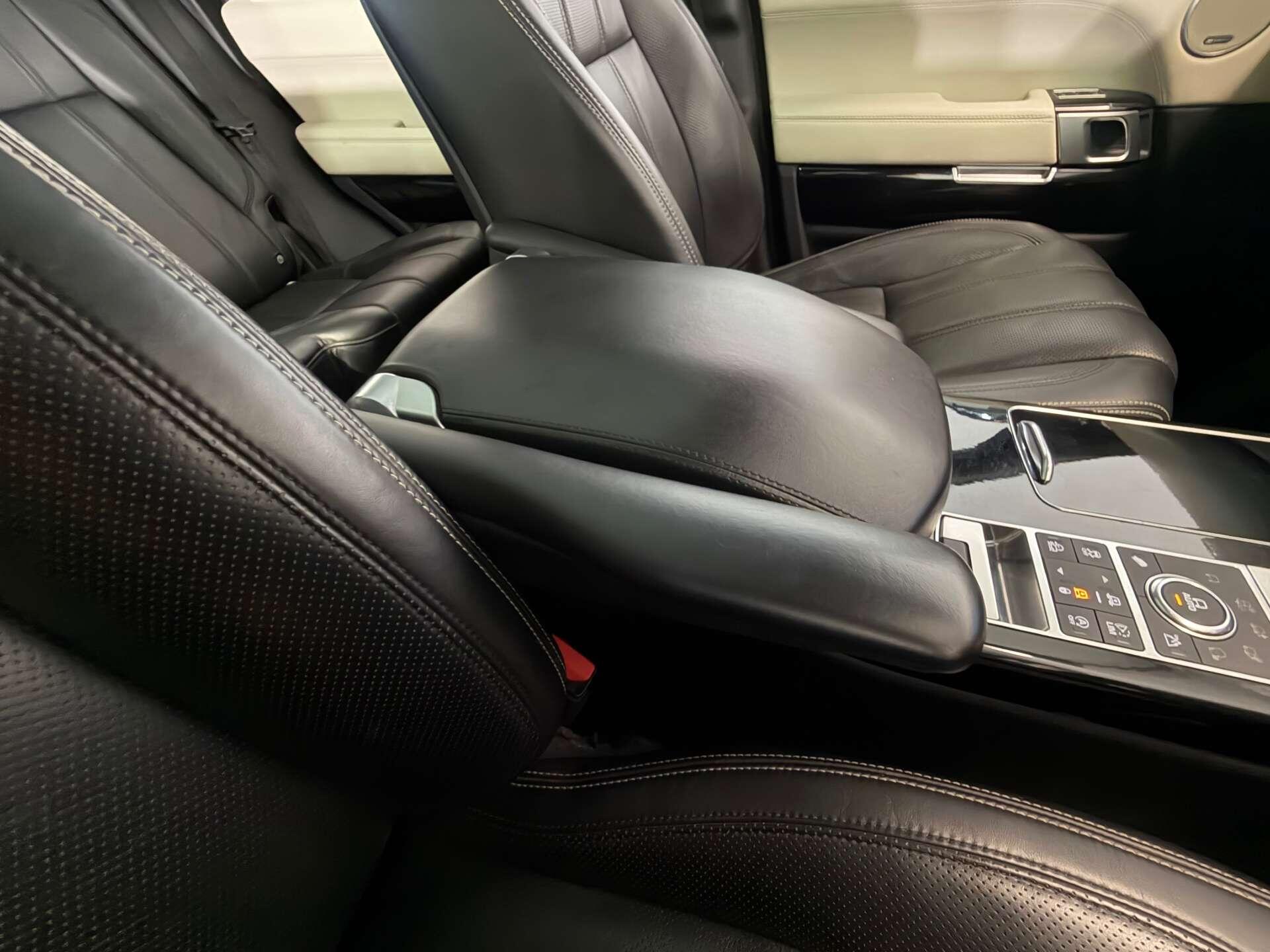 Land Rover Range Rover view 42