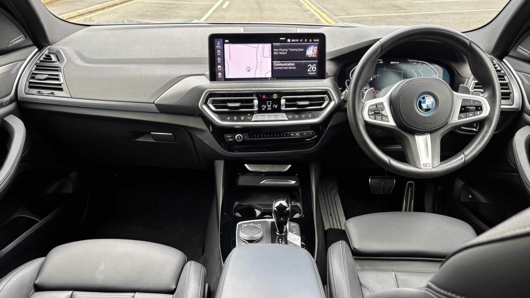 BMW X3 view 4