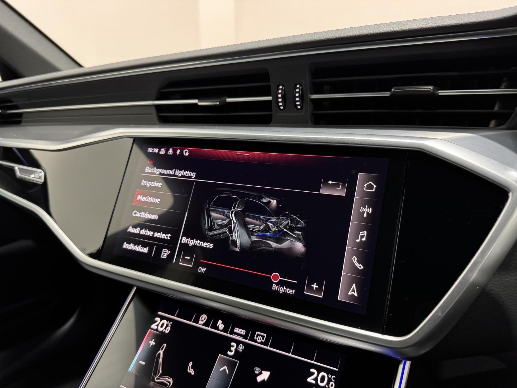 Audi A6 Saloon view 31