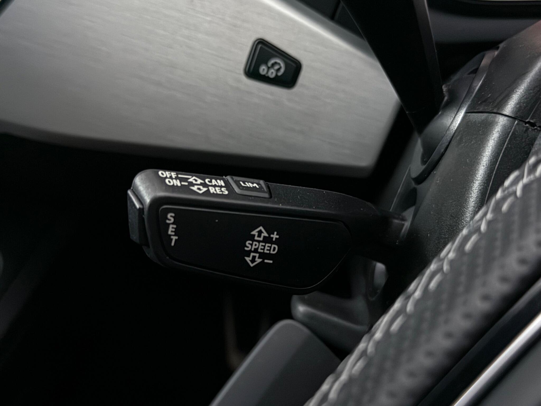 Audi A4 view 18
