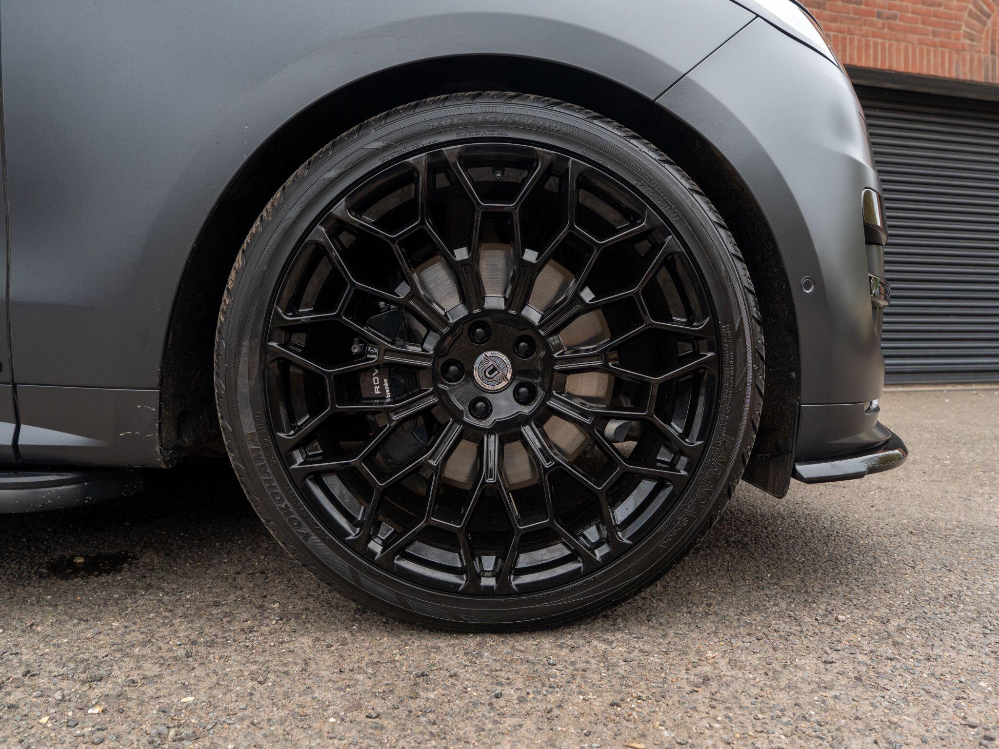Land Rover Range Rover Sport view 31