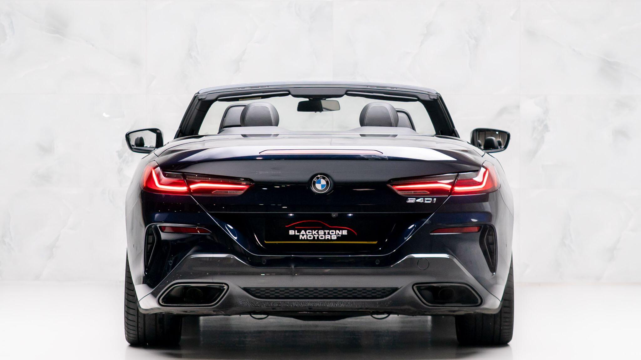 BMW 8 Series view 11