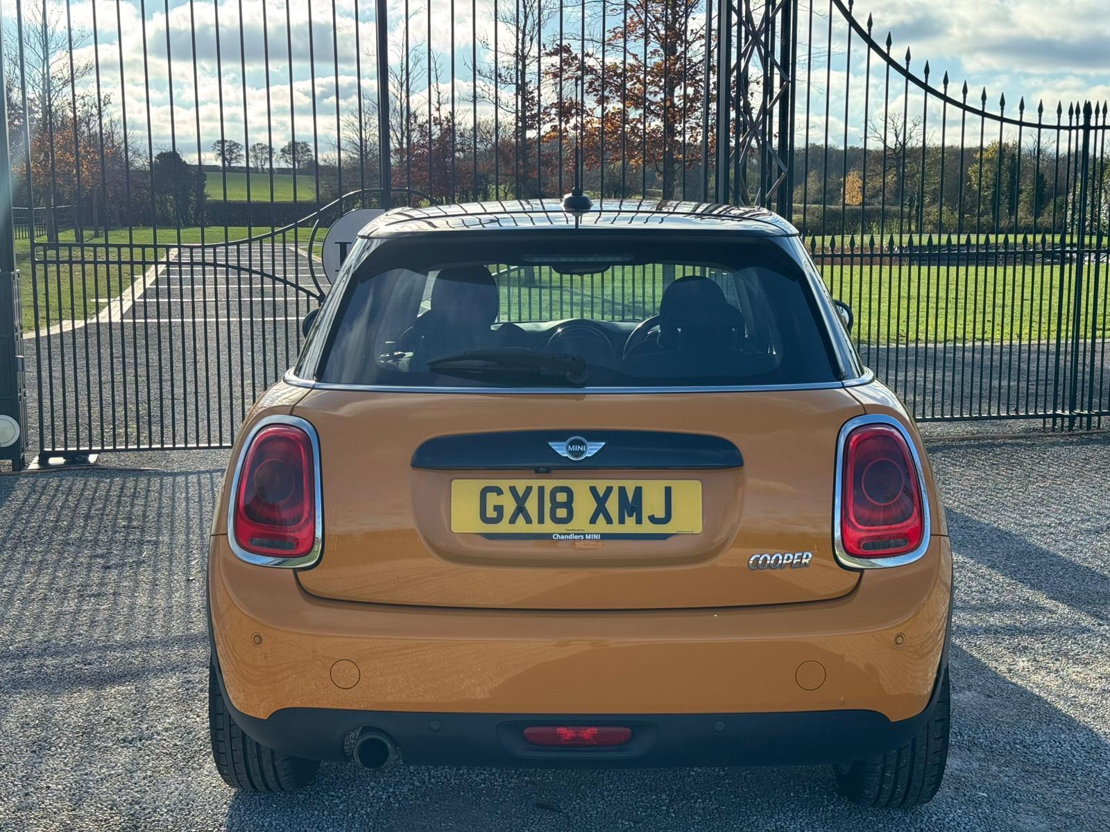 2018 MINI Hatch 1.5 Cooper Steptronic Euro 6 (s/s) 5dr • 107,132 miles image 4