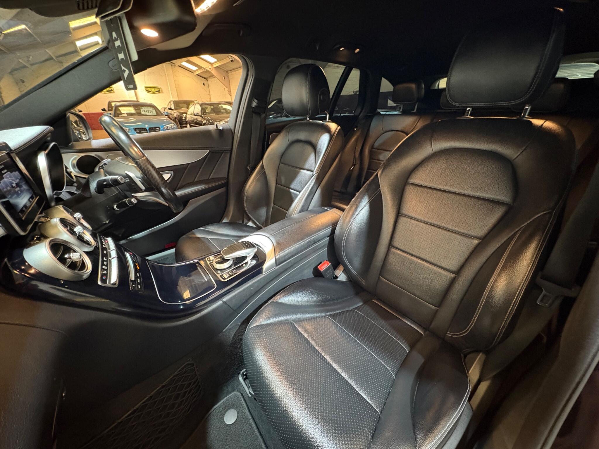 Mercedes-Benz C Class view 59