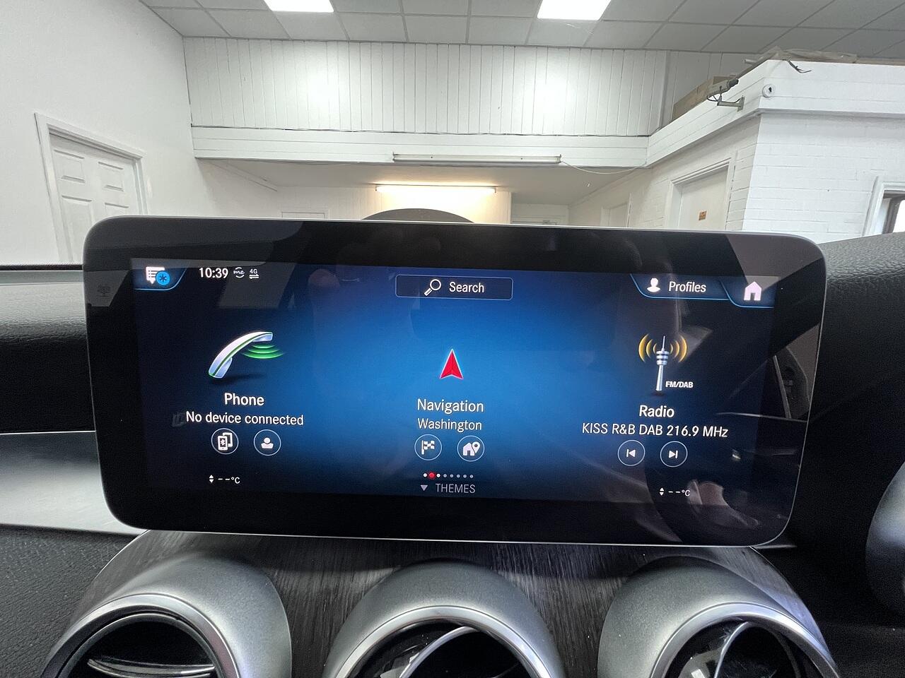 Mercedes-Benz GLC view 10