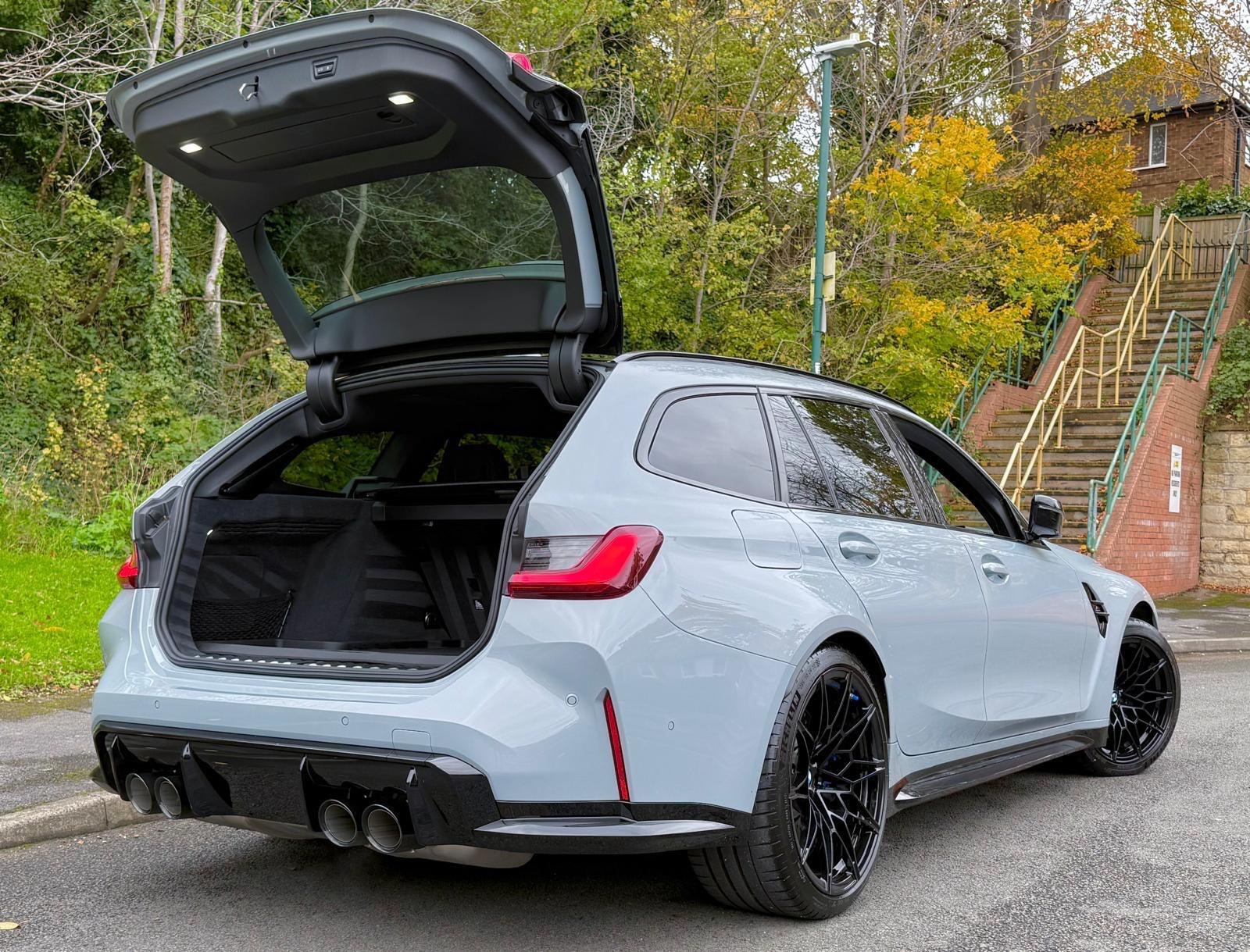 BMW M3 view 7