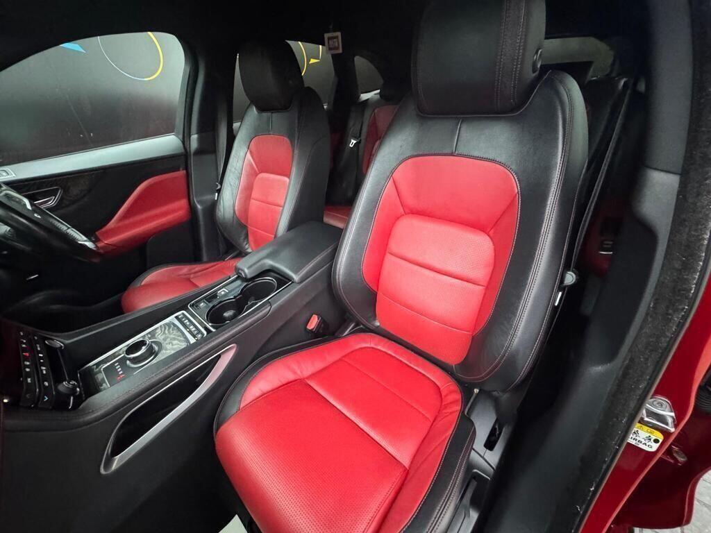 Jaguar F-Pace view 18