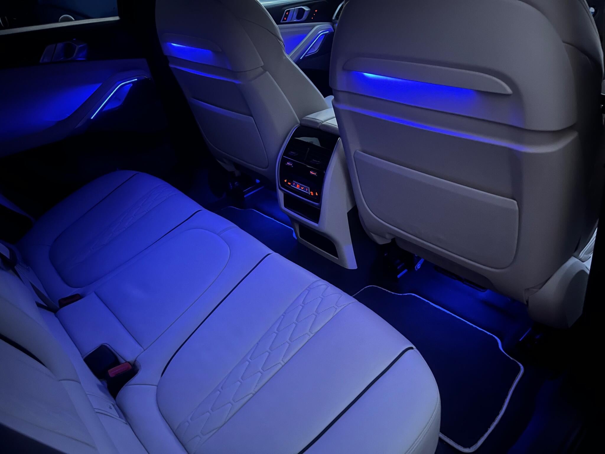 BMW X6 view 56
