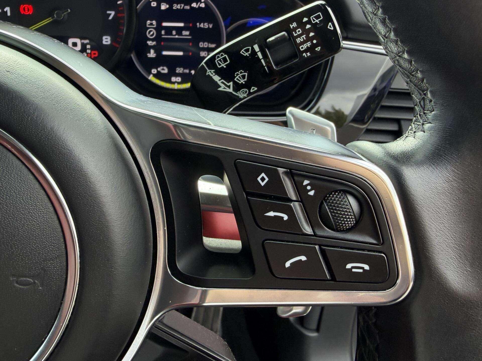 Porsche Panamera view 19