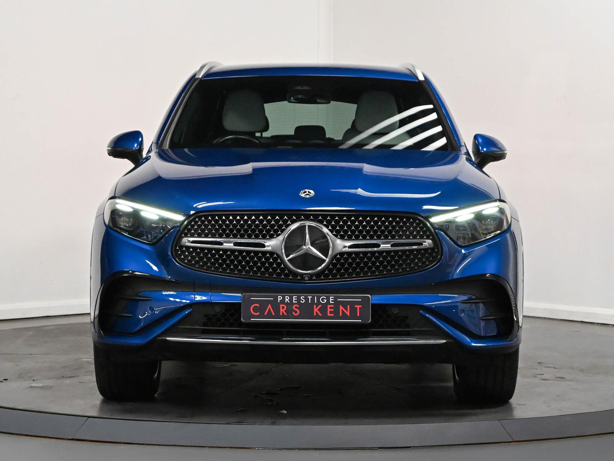 Mercedes-Benz GLC view 24