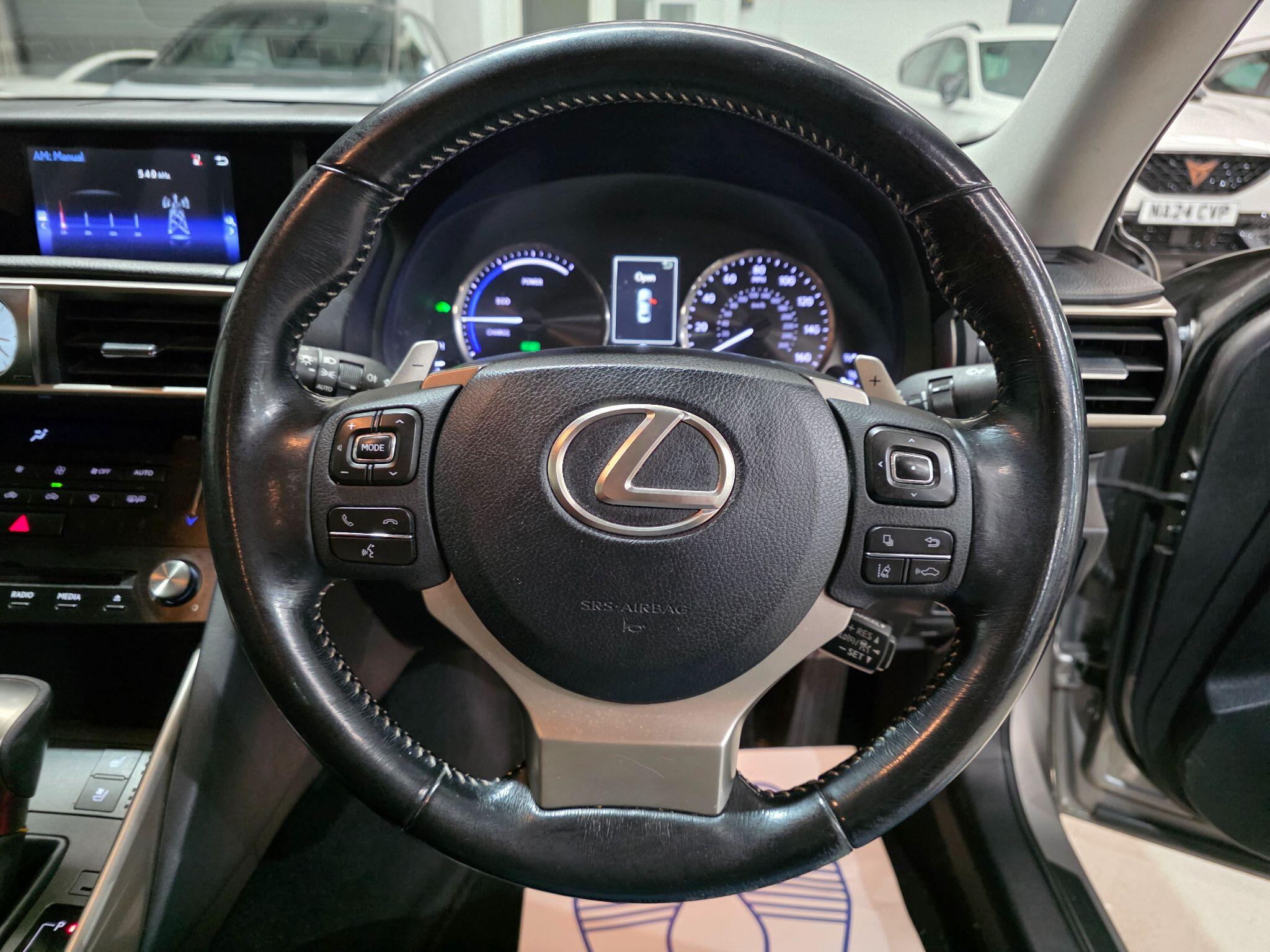 Lexus Is view 15
