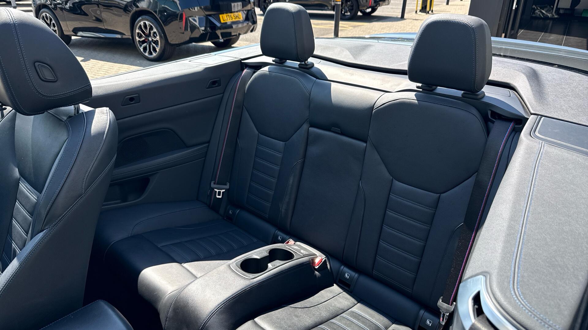 BMW 4 Series view 12
