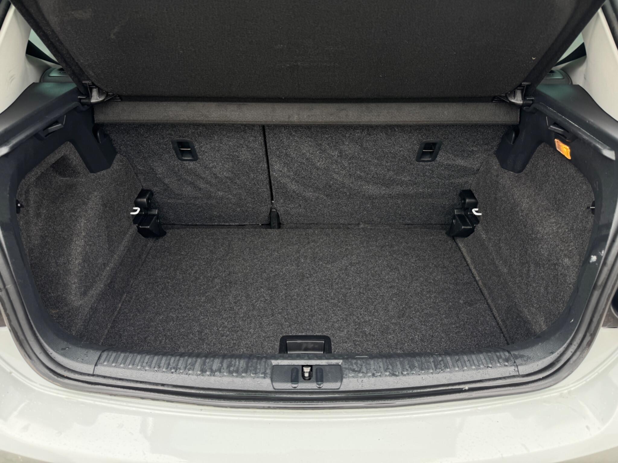 Volkswagen Polo view 34