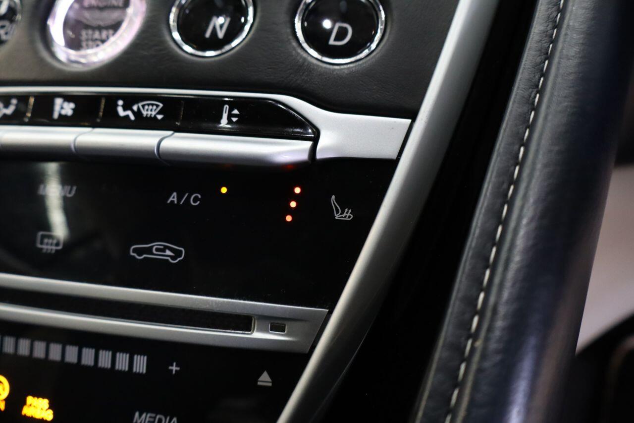Aston Martin DB11 view 13