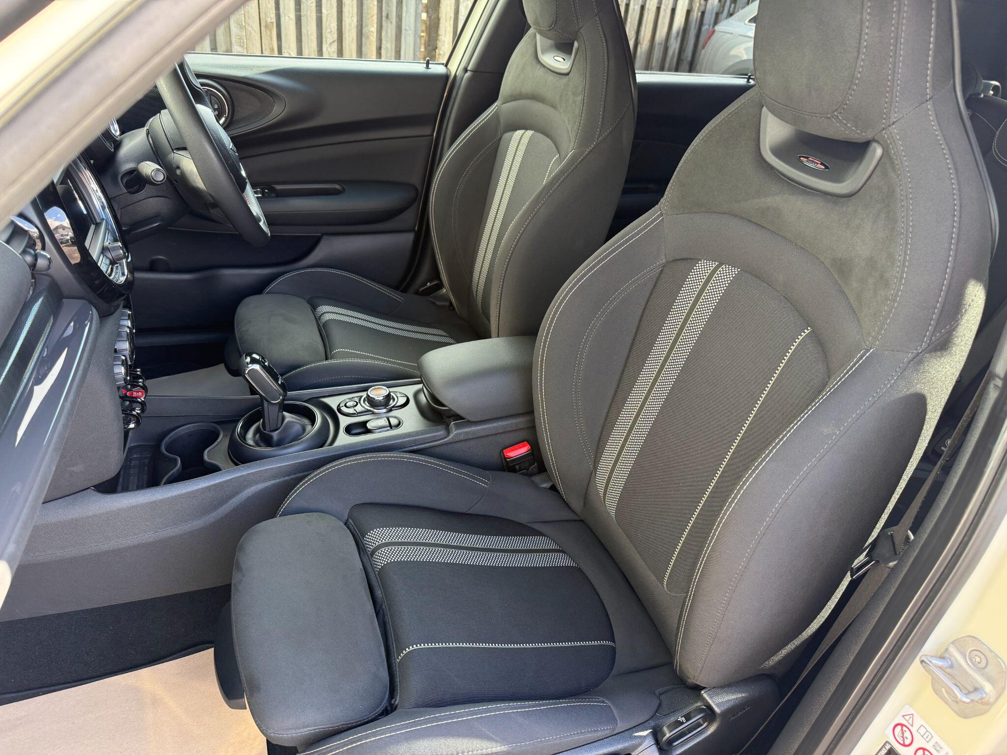 Mini Clubman view 20