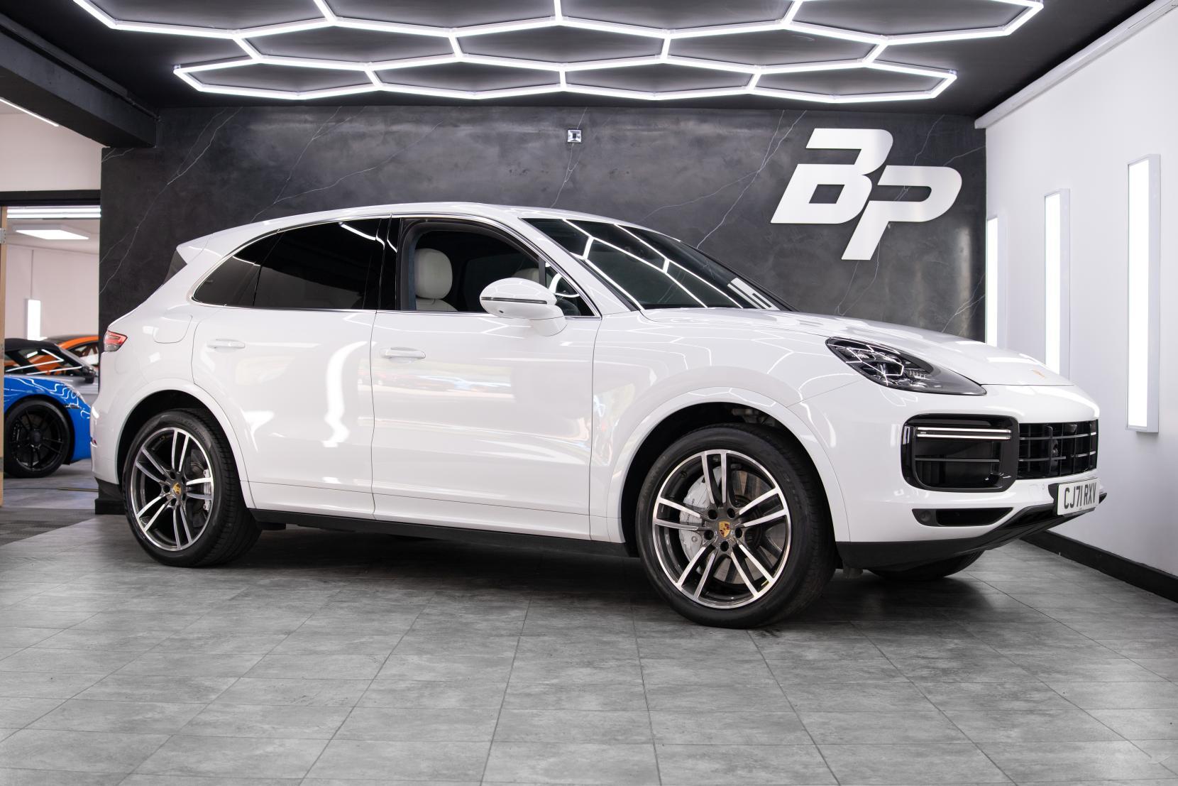Porsche Cayenne main image