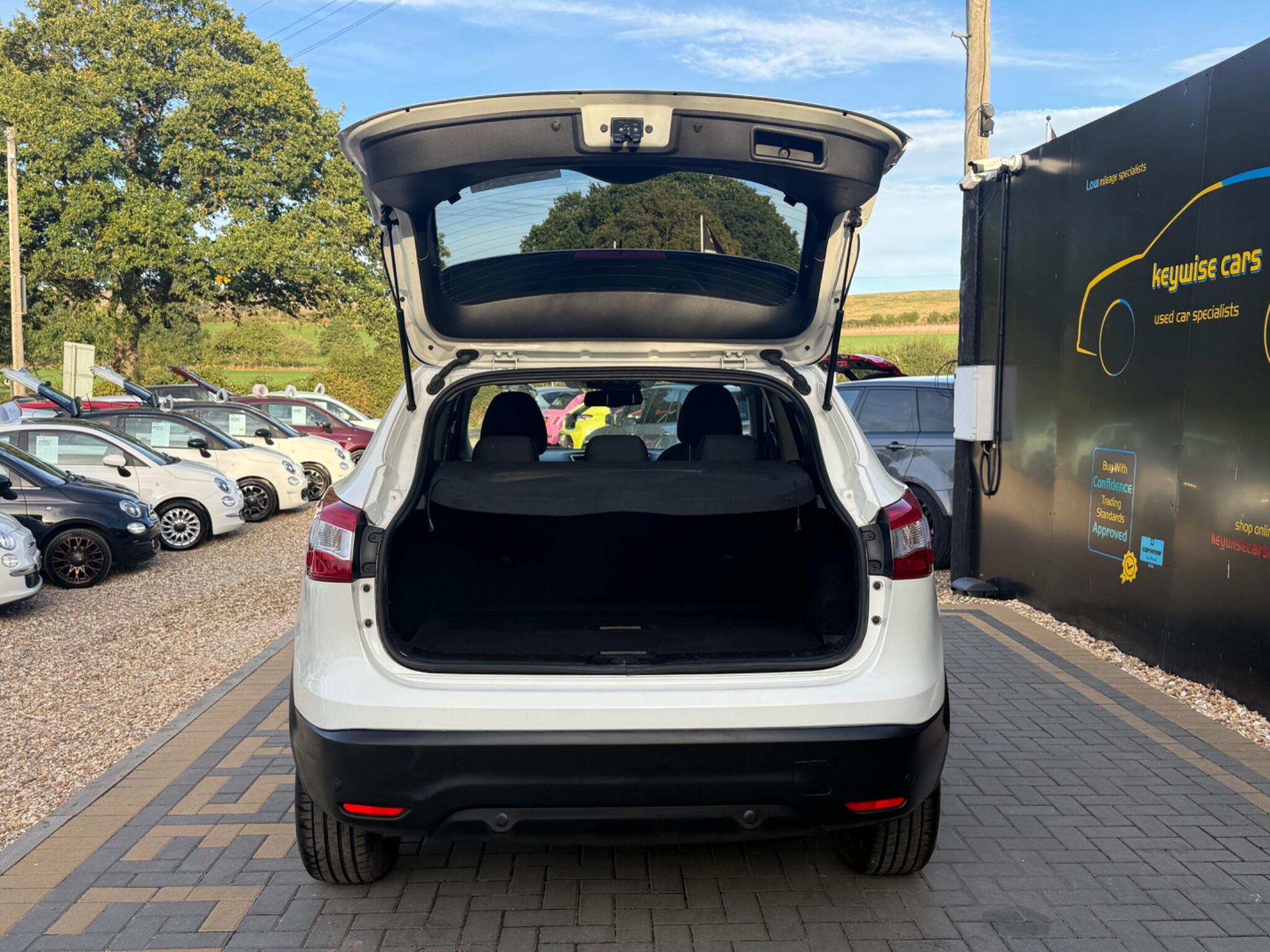 Nissan Qashqai view 21