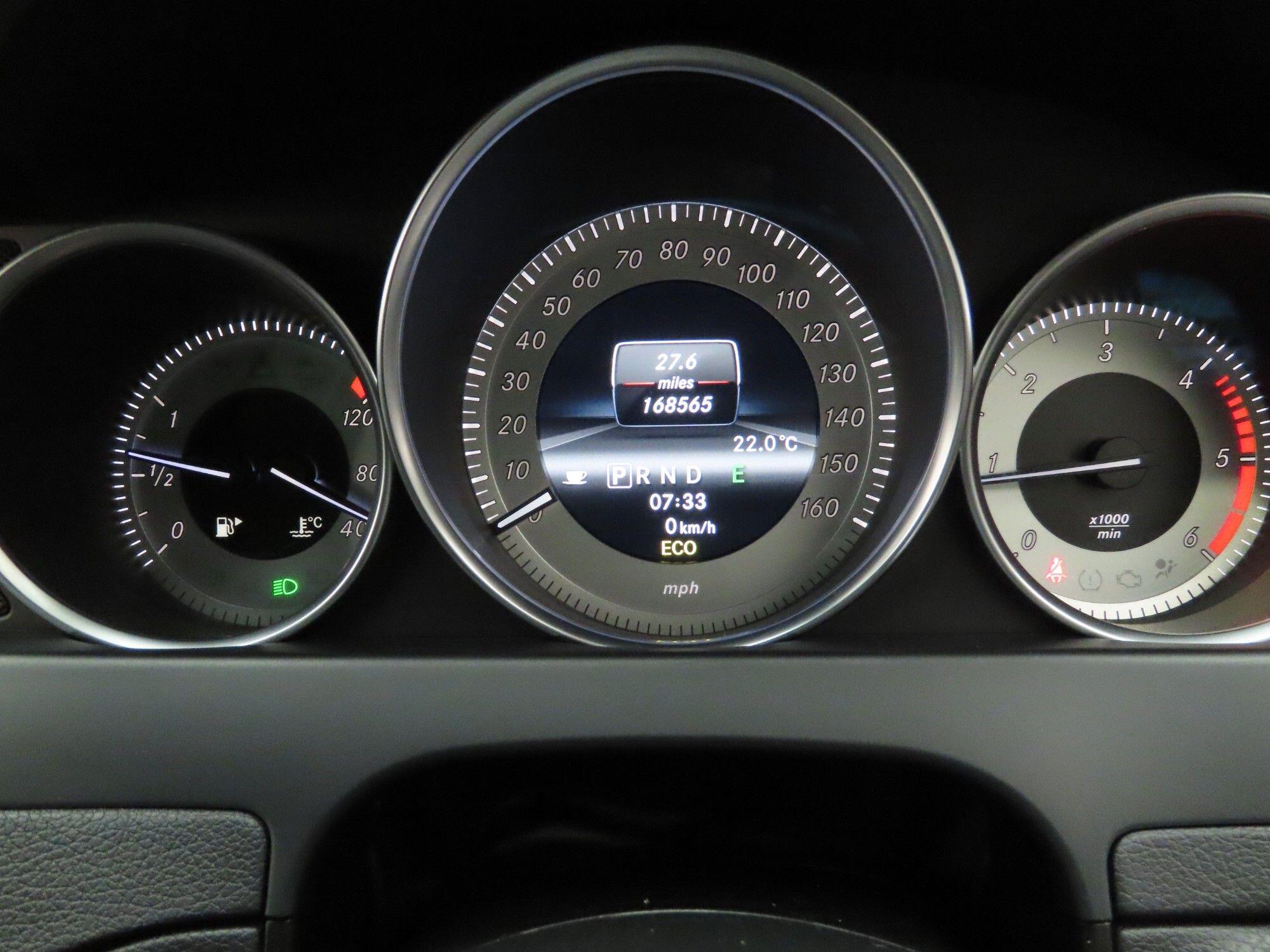Mercedes-Benz C-Class view 7