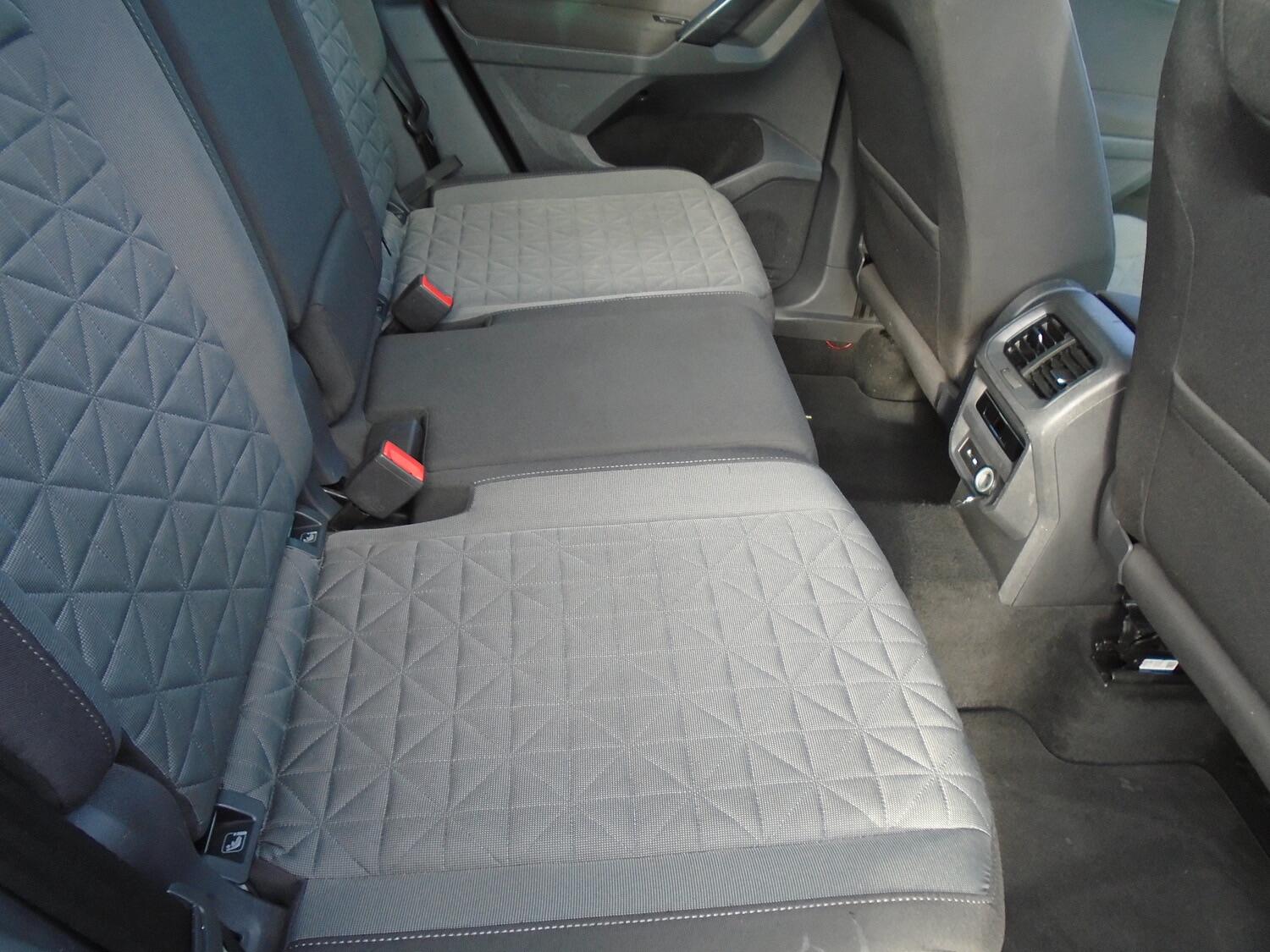 Volkswagen Tiguan view 9