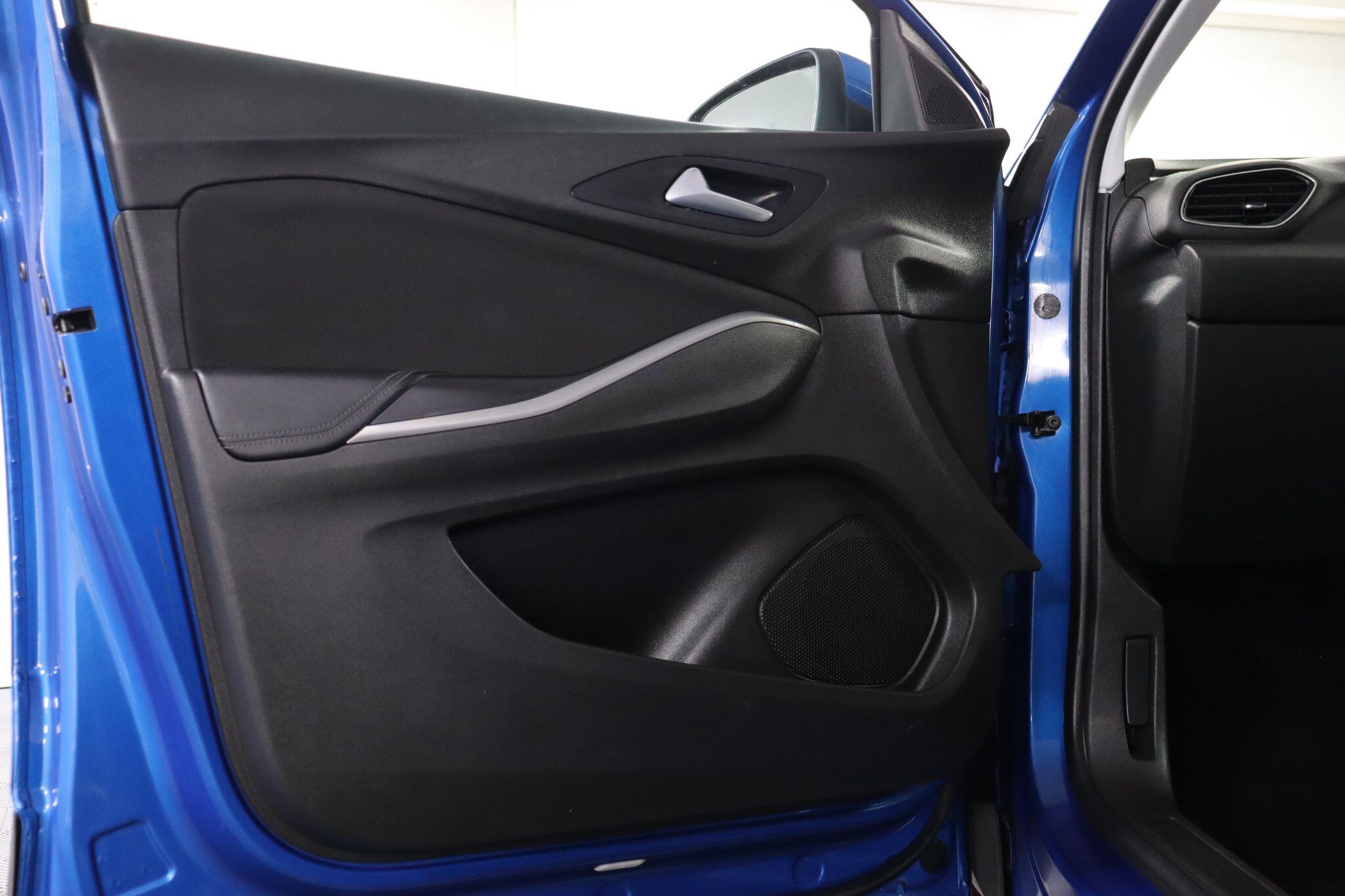 Vauxhall Grandland X view 42