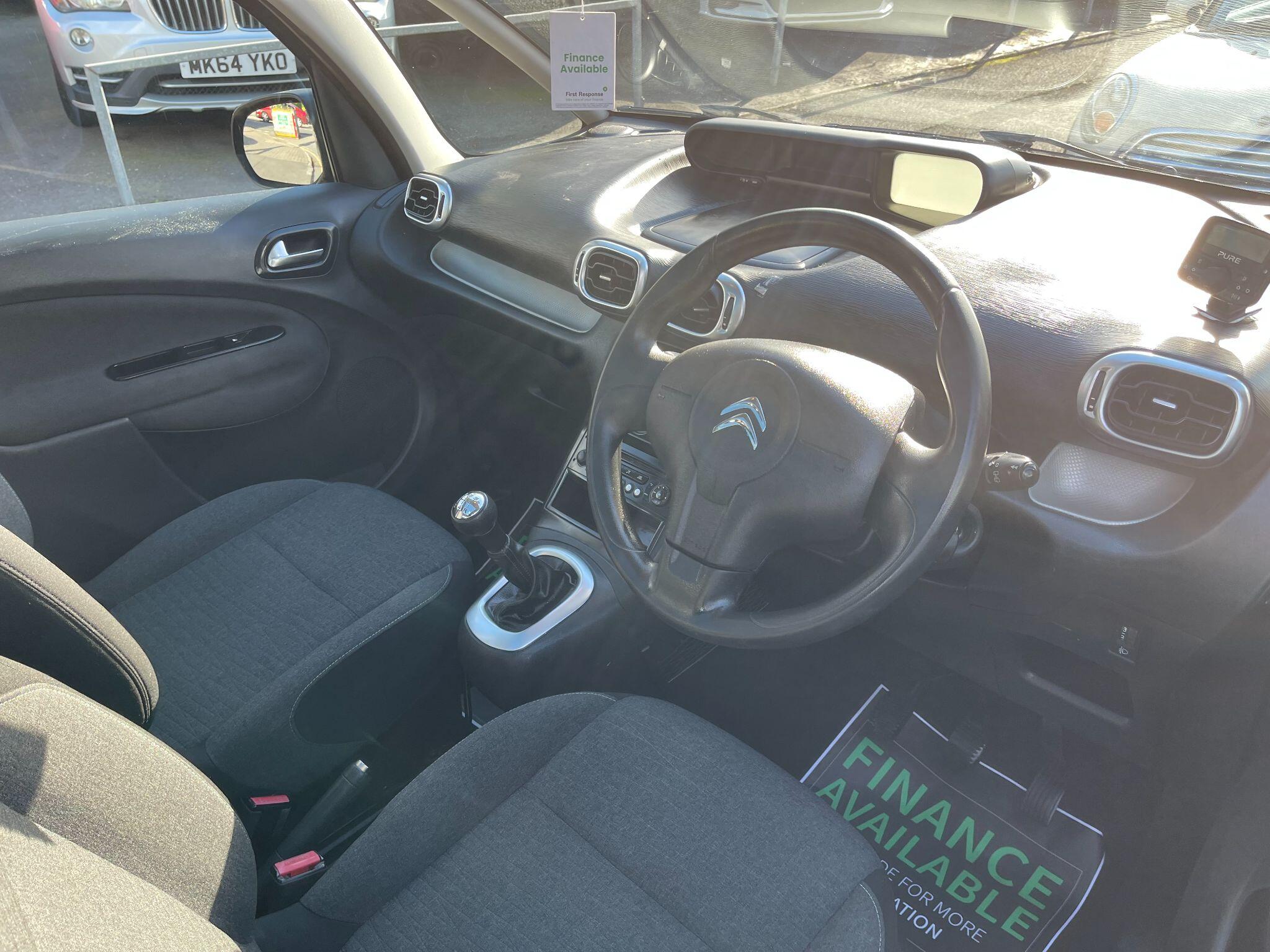 Citroen C3 Picasso view 25
