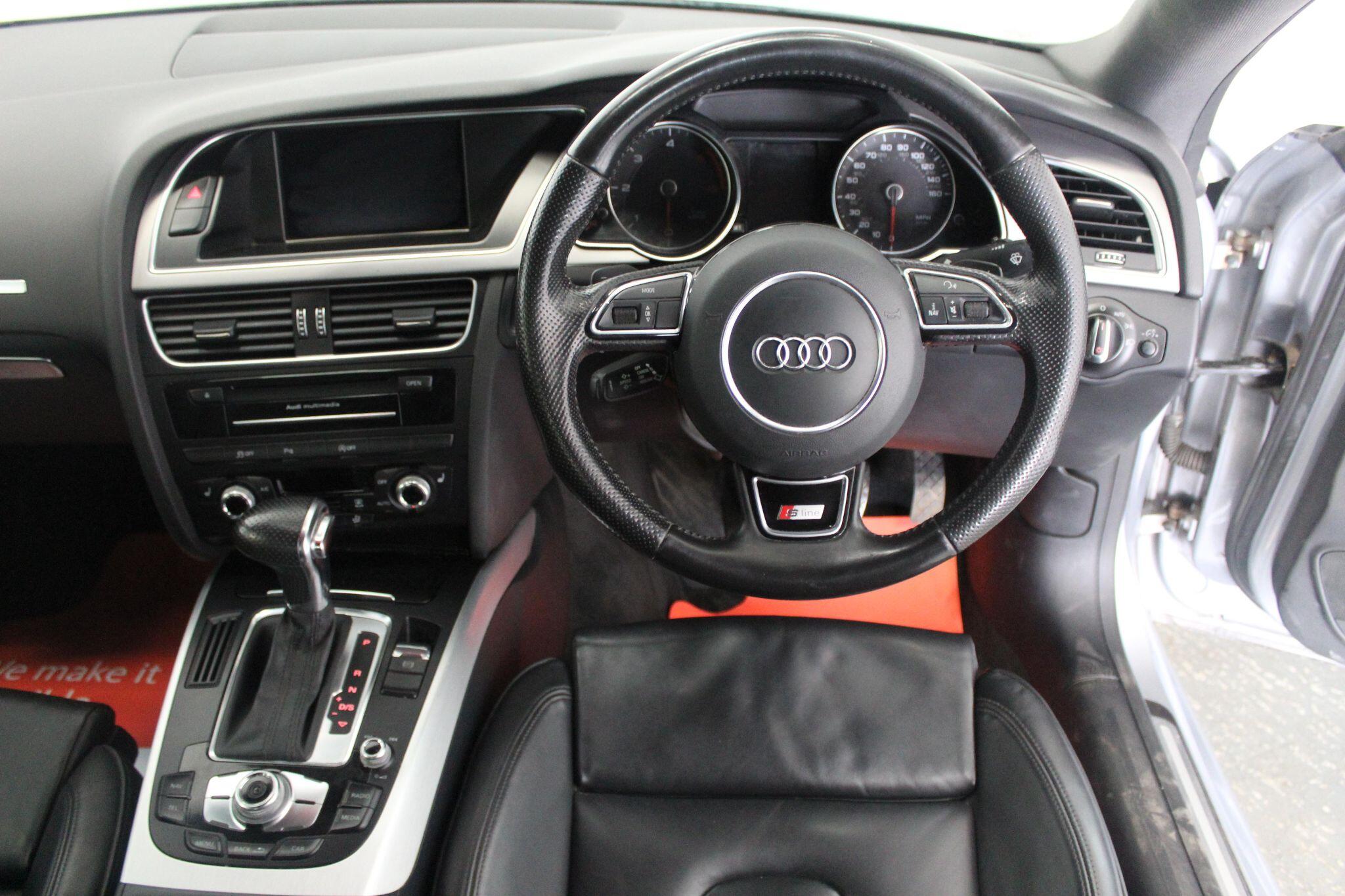 Audi A5 view 44