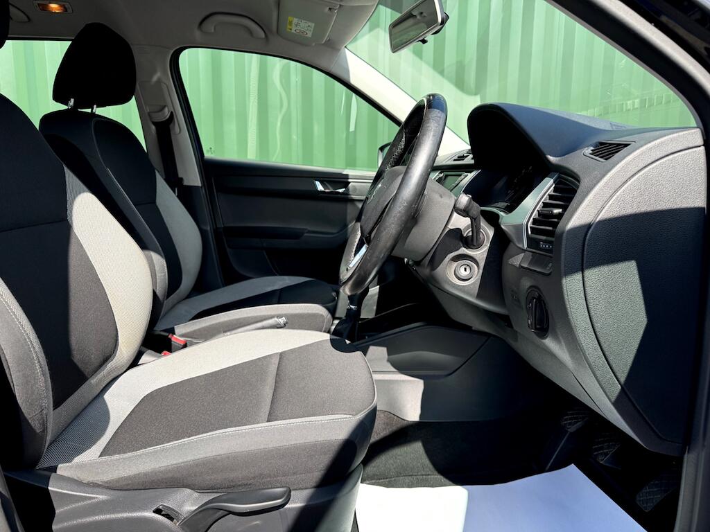 Skoda Fabia view 3