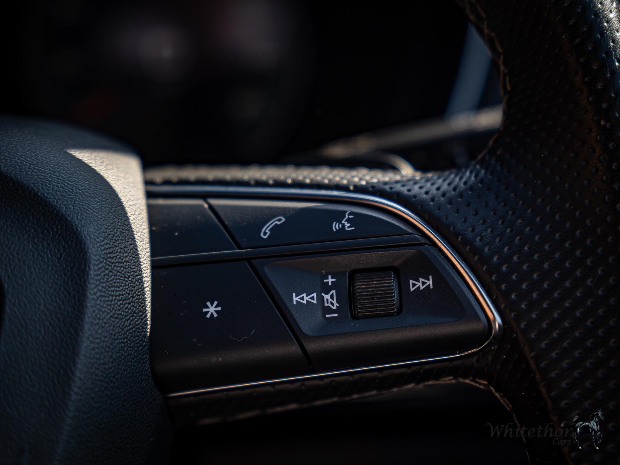 Audi Q5 view 15