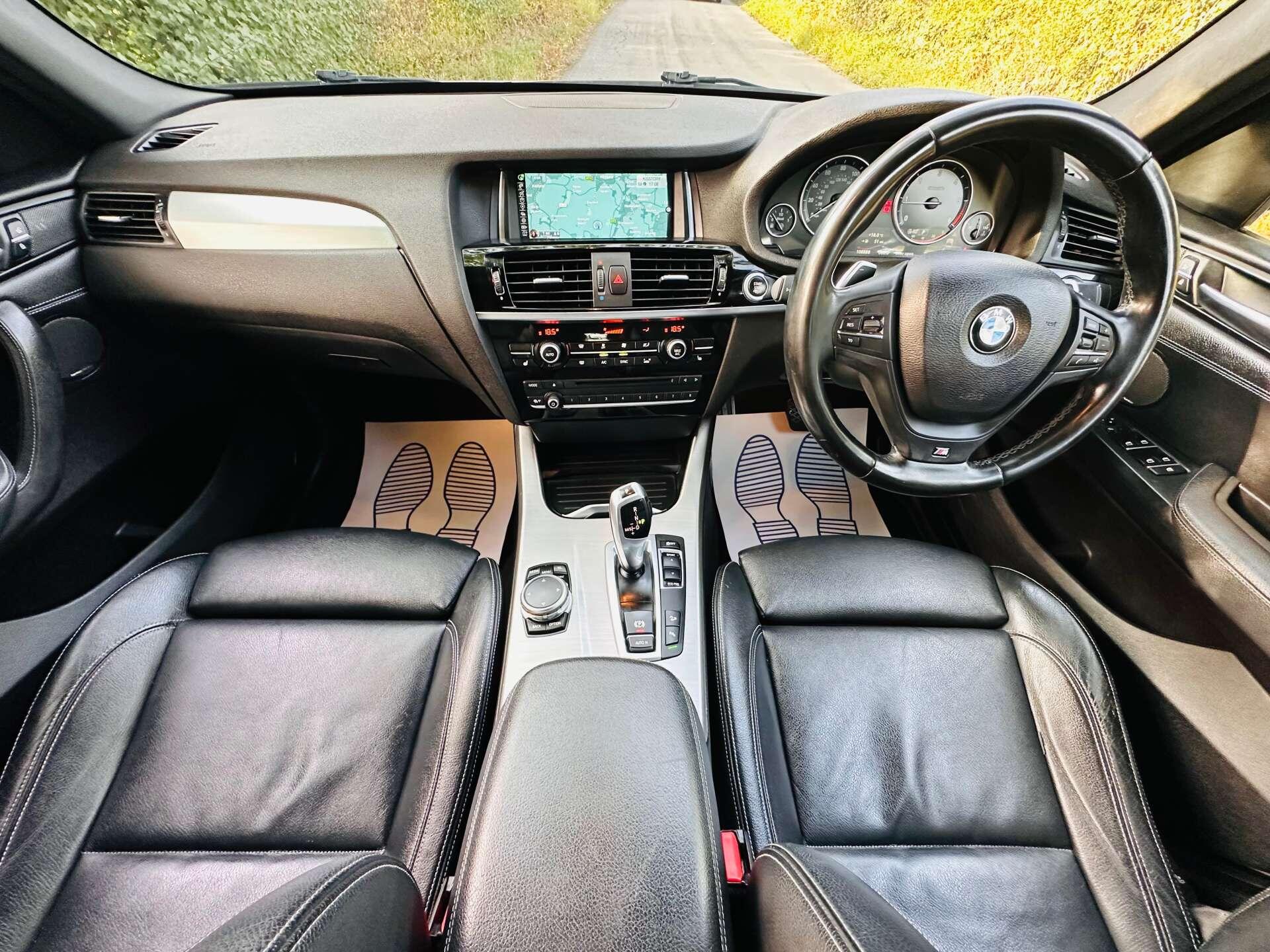 BMW X3 view 11