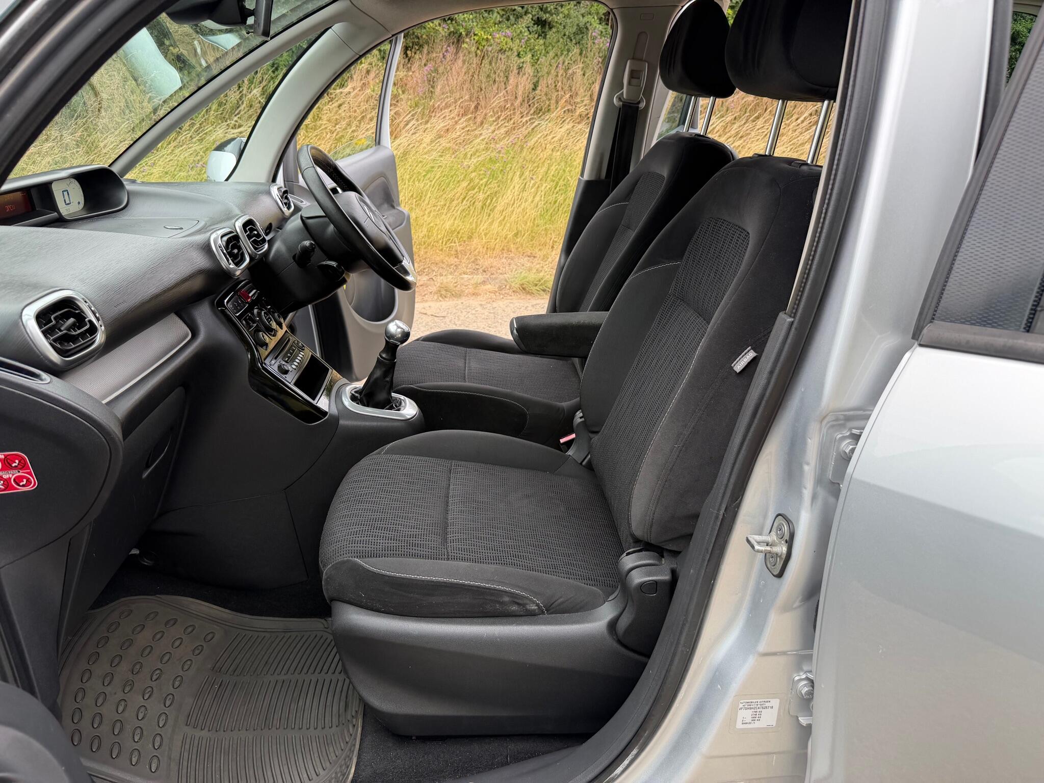 Citroen C3 Picasso view 7